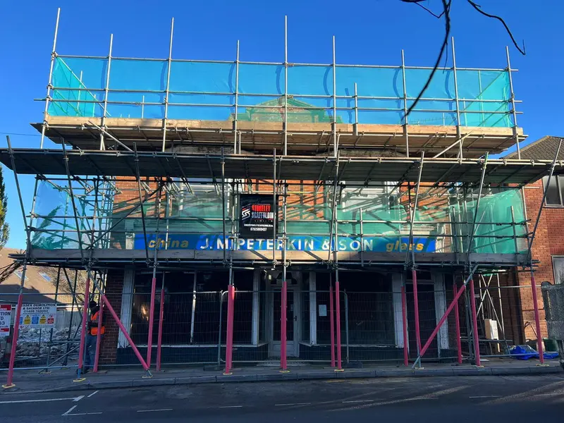 Residential scaffolding project — full perimeter, Hampshire